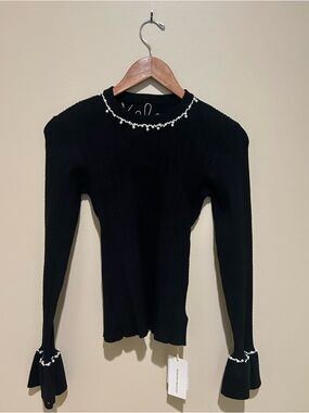 Commense NWT Black Knit Top with Pearl Details Around Neck & Wrists Size Small